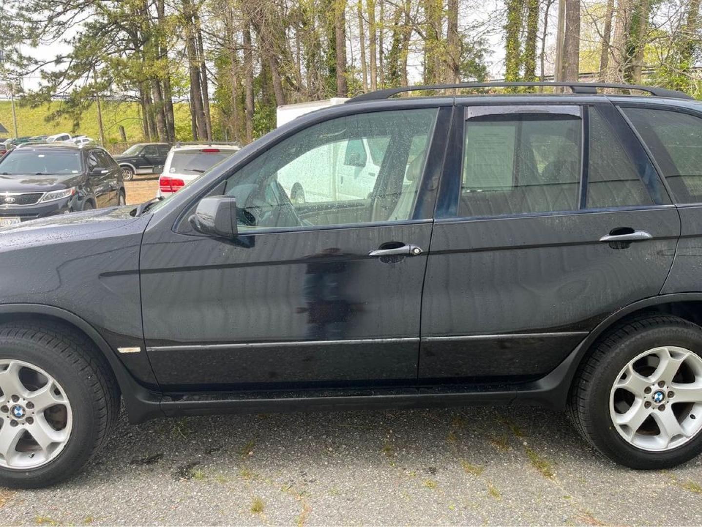 2006 Black /Tan BMW X5 3.0i (5UXFA13576L) with an 3.0 Inline 6 engine, Automatic transmission, located at 5700 Curlew Drive, Norfolk, VA, 23502, (757) 455-6330, 36.841885, -76.209412 - Photo#2